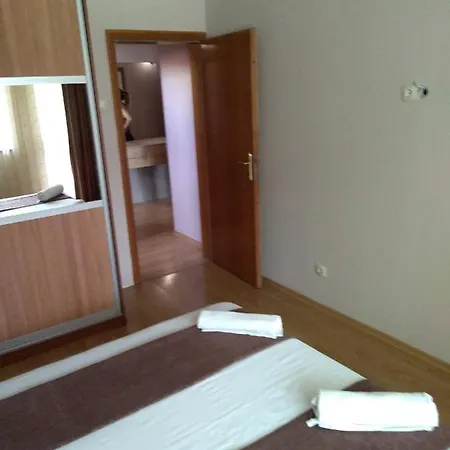 شقة Тристаен Апартамент Поморие